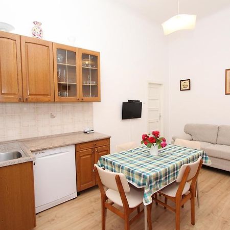 Apartment Riki Rovinj Exterior photo