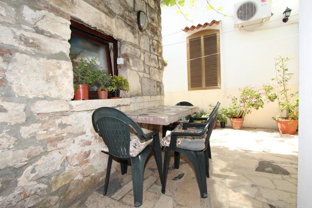Apartment Riki Rovinj Exterior photo